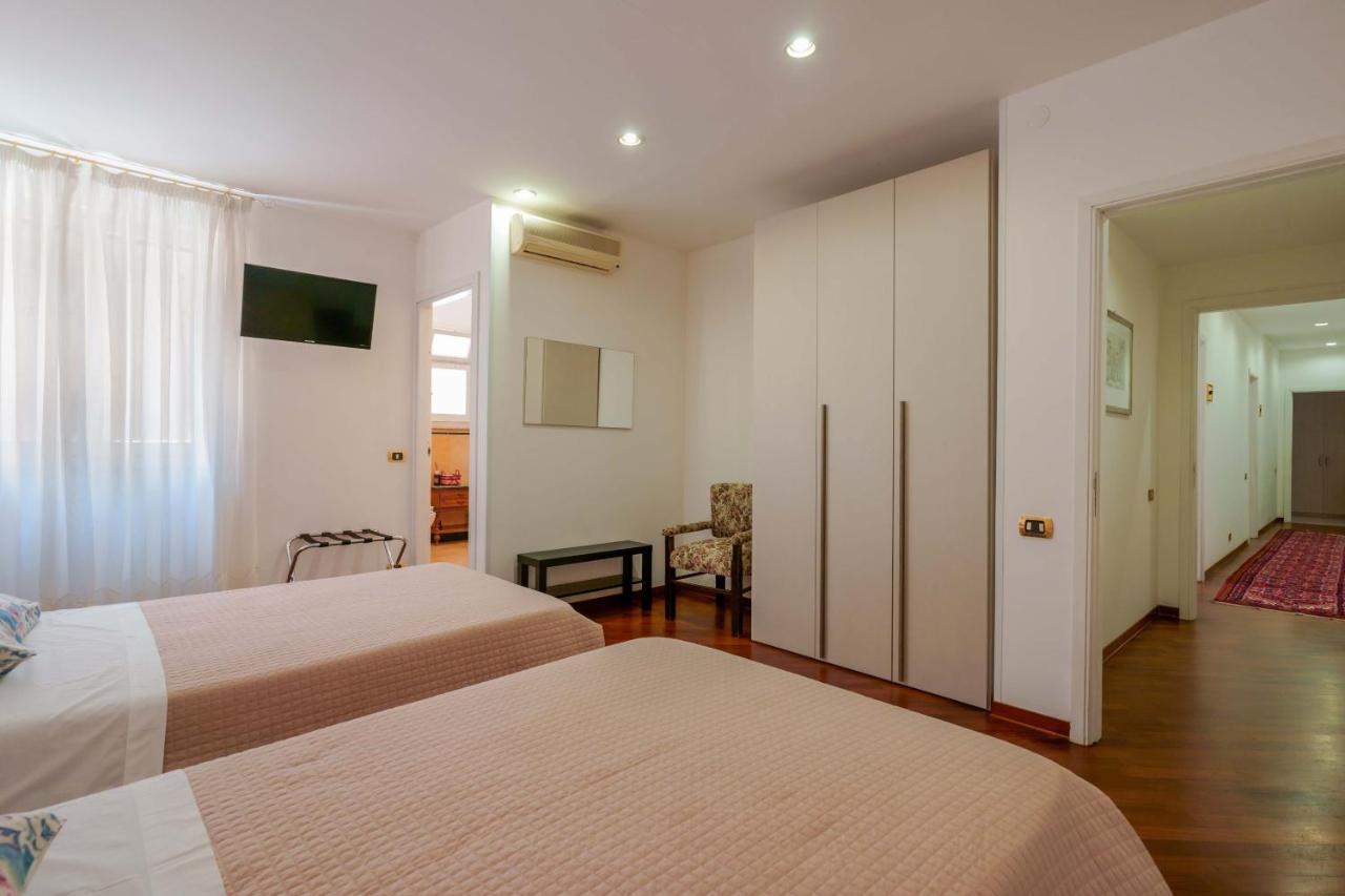 타란토 Ai Marinai B&B 외부 사진